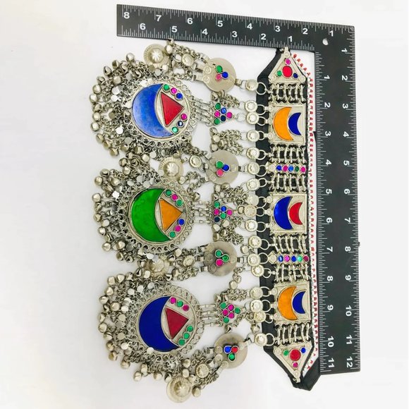 Handcrafted Tribal Choker Necklace Featuring Multicolor Glass Stones - Picture 6 of 6